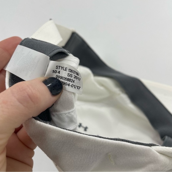 UNDER ARMOUR Women Free Fit White Embroidered "USA" Baseball Golf Tennis Cap NWT - Picture 8 of 8